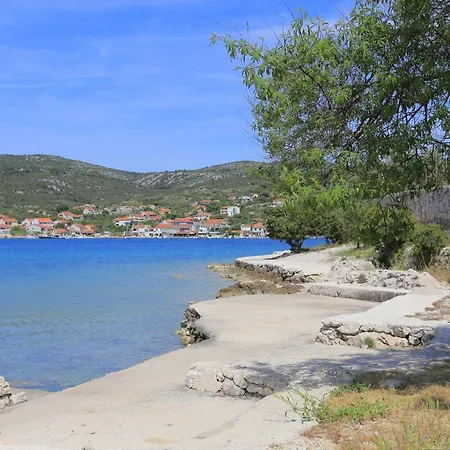 With Parking Space Vinisce, Trogir - 25373